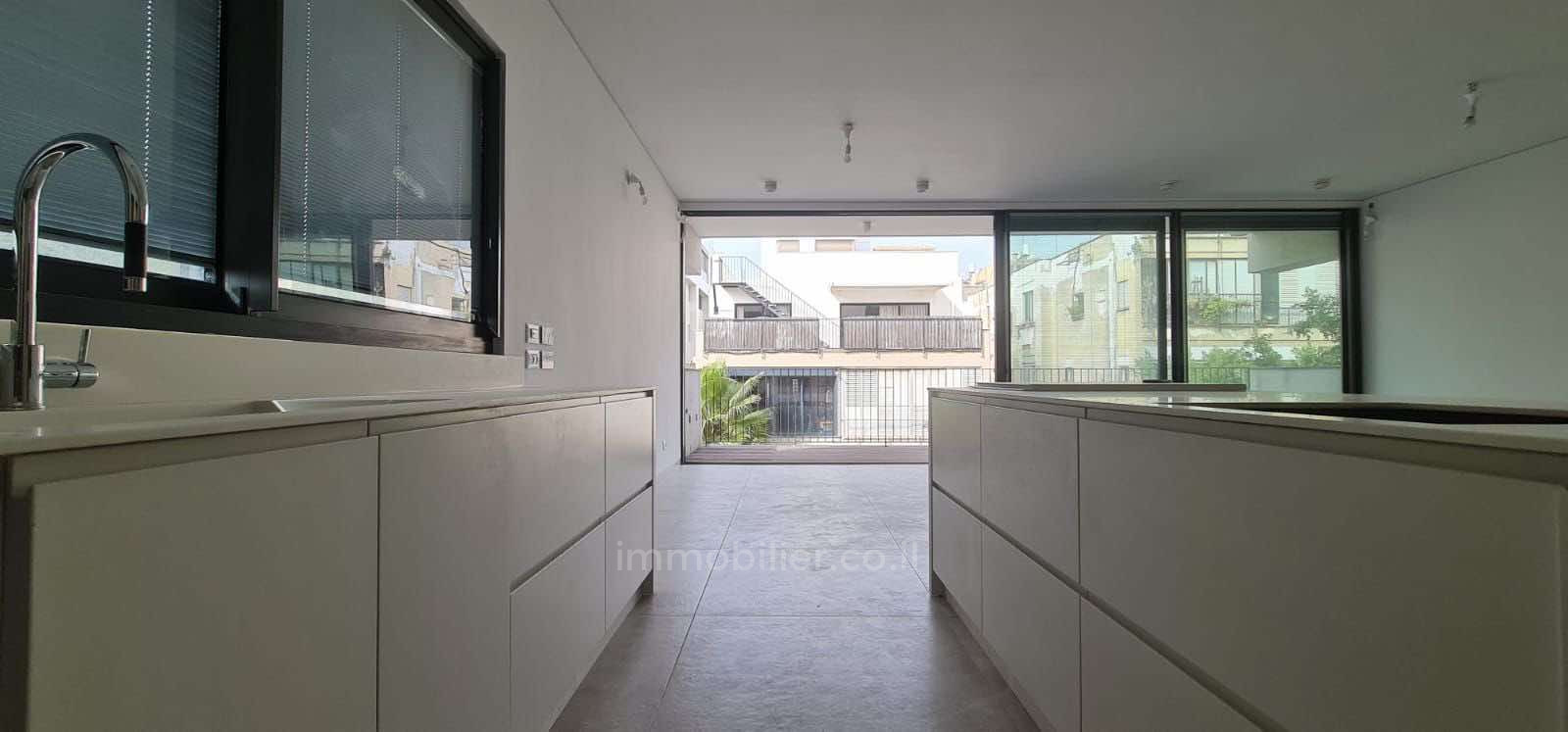 Apartamento 5 cômodos Tel Aviv Primeira linha de mar 804-IBL-12
