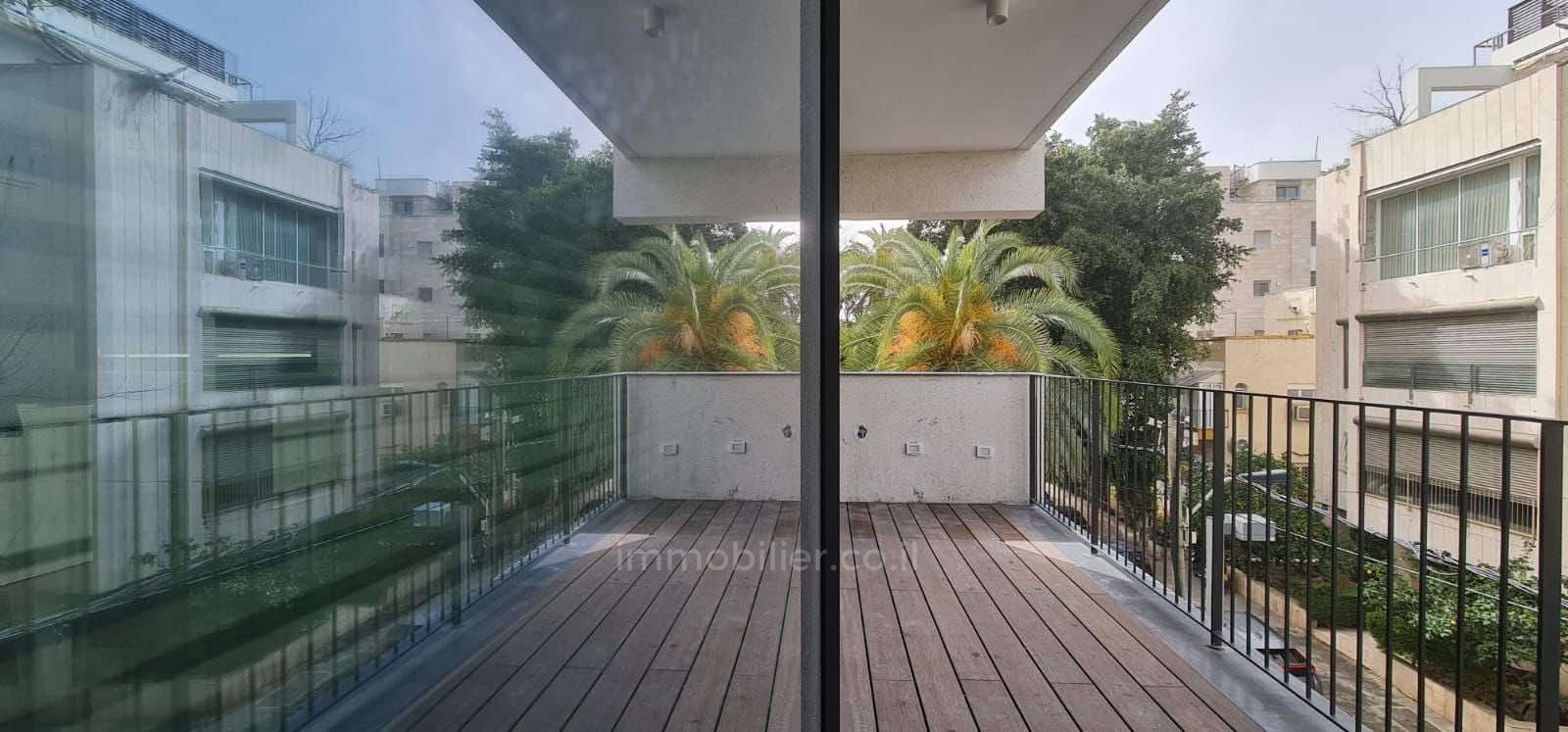 Apartamento 5 cômodos Tel Aviv Primeira linha de mar 804-IBL-12