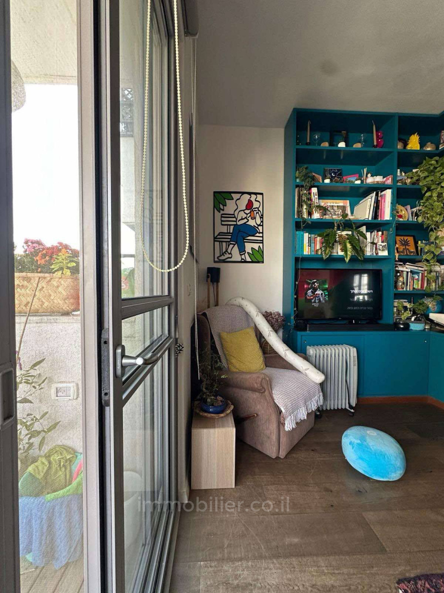 Apartamento 3 cômodos Tel Aviv Primeira linha de mar 804-IBL-14