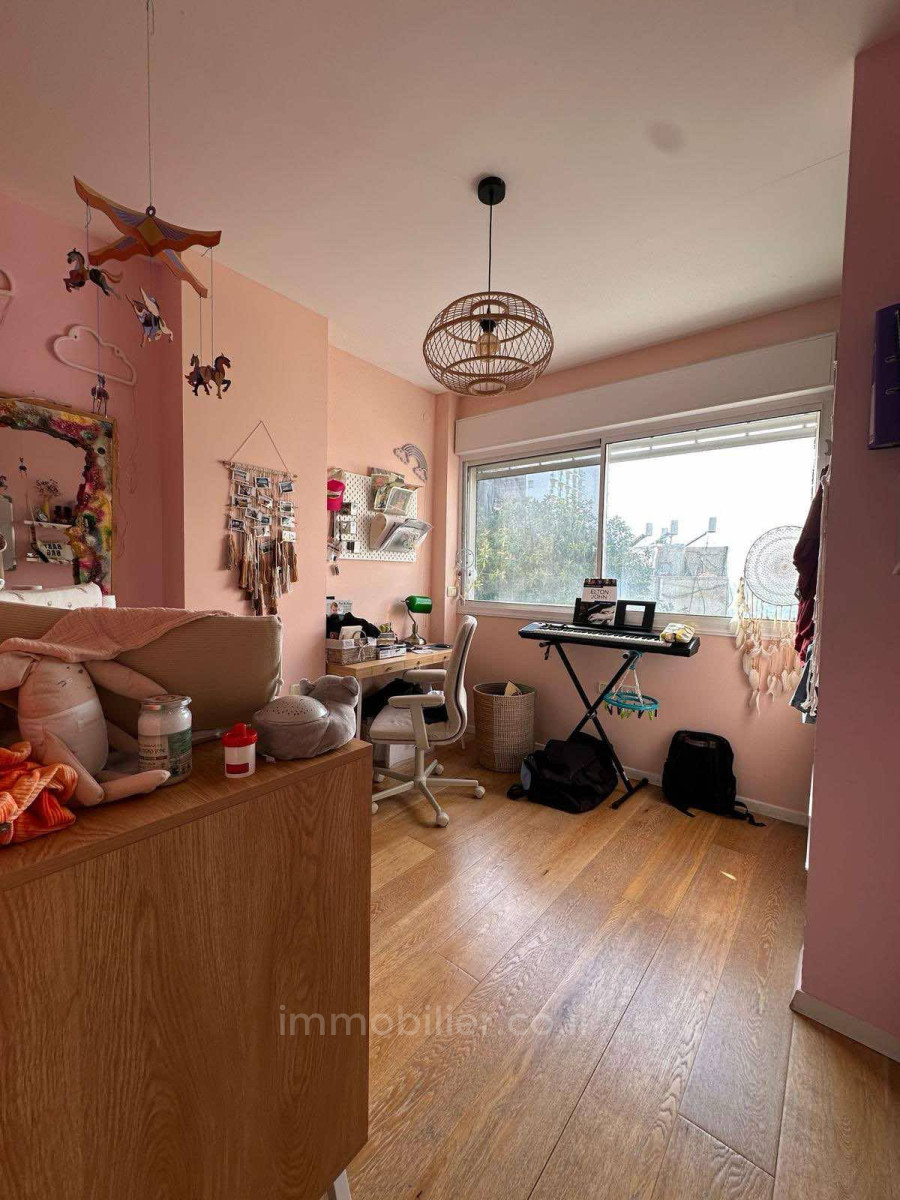 Apartamento 3 cômodos Tel Aviv Primeira linha de mar 804-IBL-14