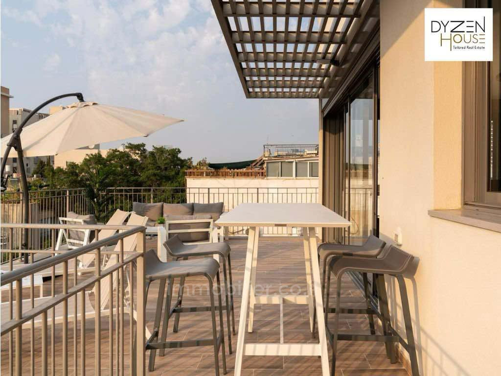 Cobertura 3 cômodos Tel Aviv Centro da cidade 804-IBL-16