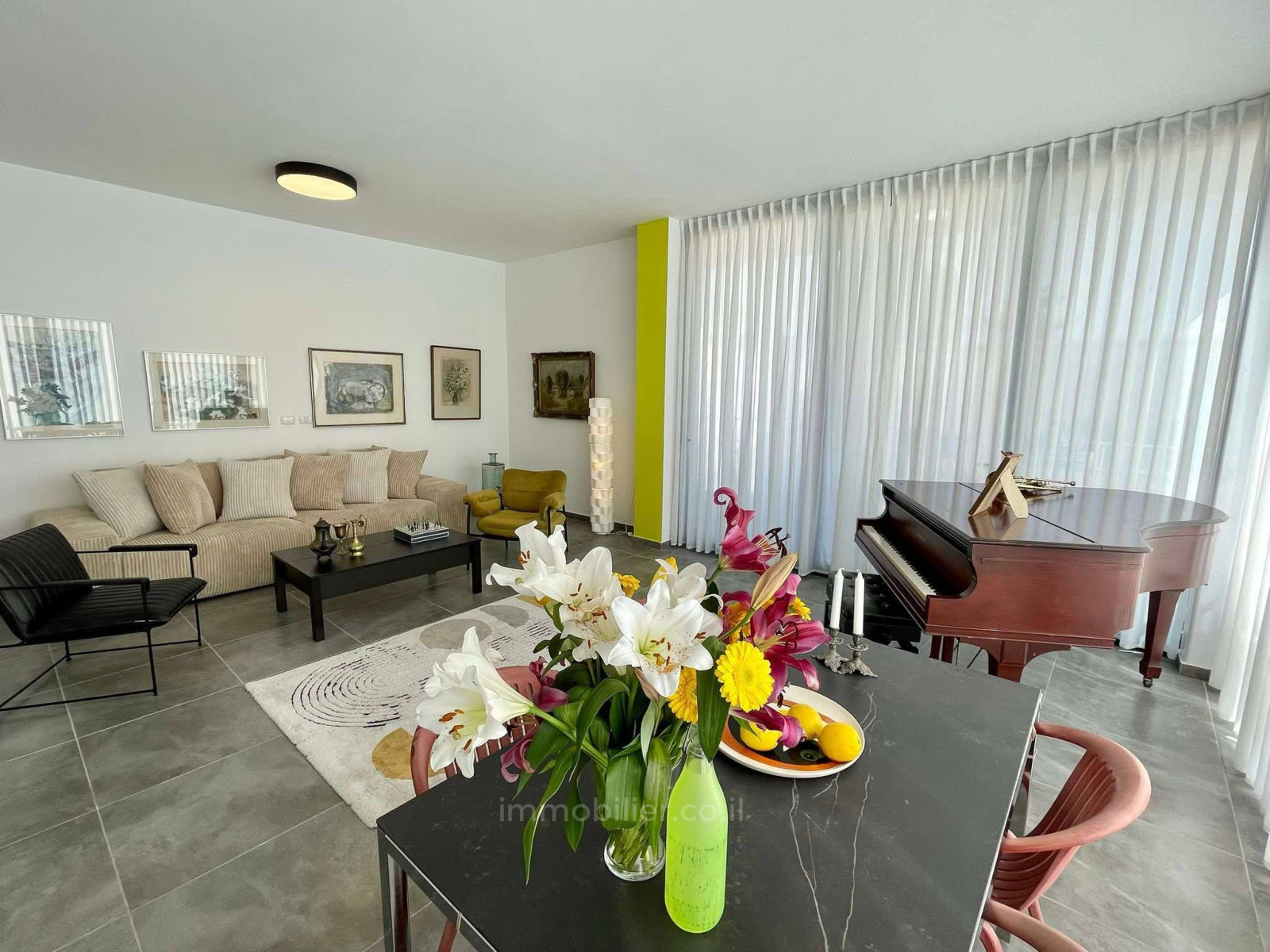 Apartamento 4 cômodos Tel Aviv Centro da cidade 804-IBL-19