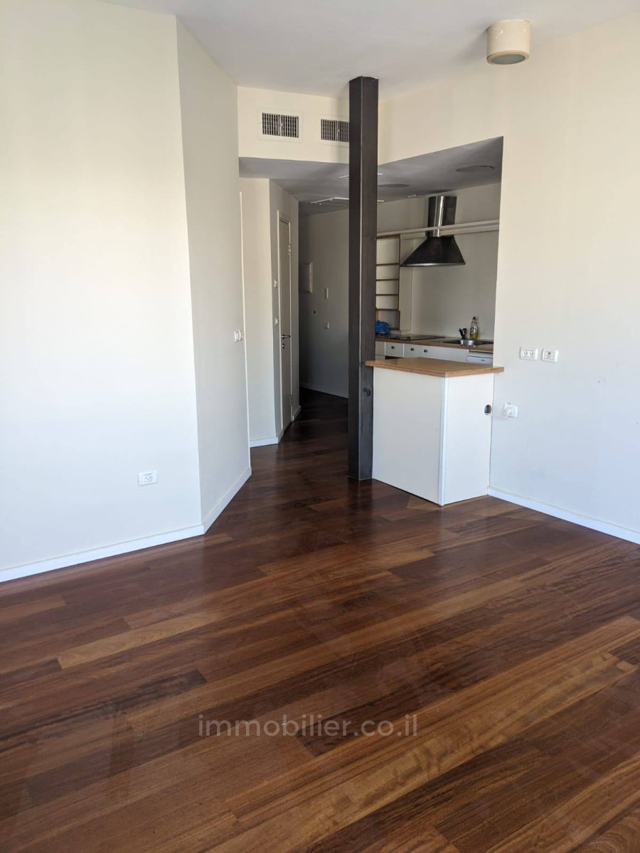 Apartamento 2 cômodos Tel Aviv Centro da cidade 804-IBL-24