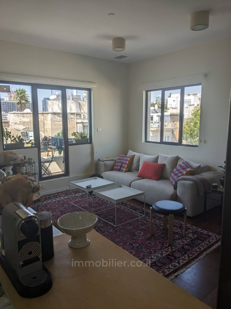 Apartamento 2 cômodos Tel Aviv Centro da cidade 804-IBL-24