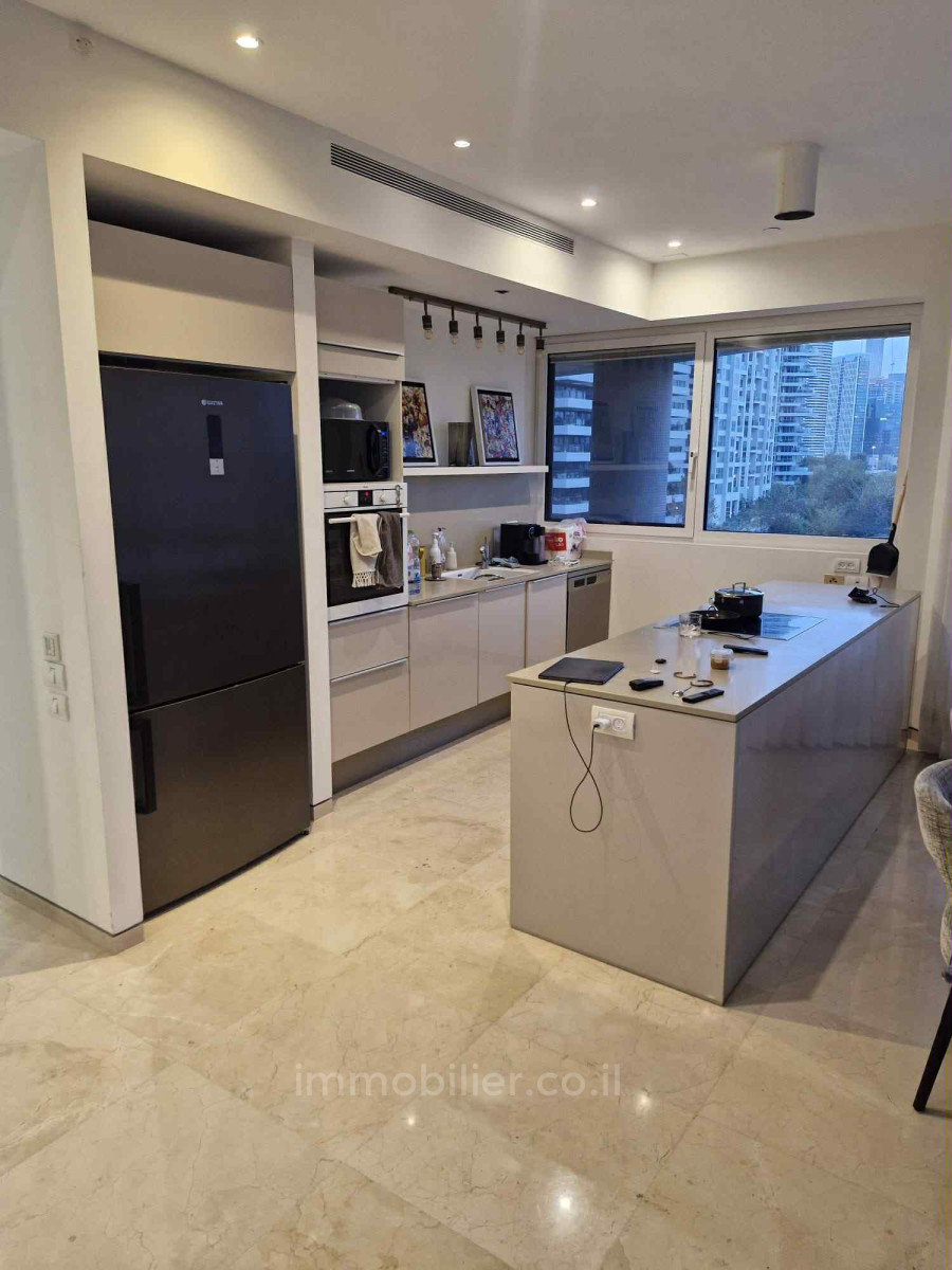  3.5 cômodos Tel Aviv Park Tzameret 804-IBL-25