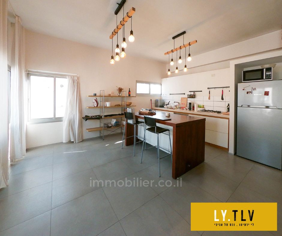 Apartamento 2 cômodos Tel Aviv Lev Tel-Aviv 804-IBL-27