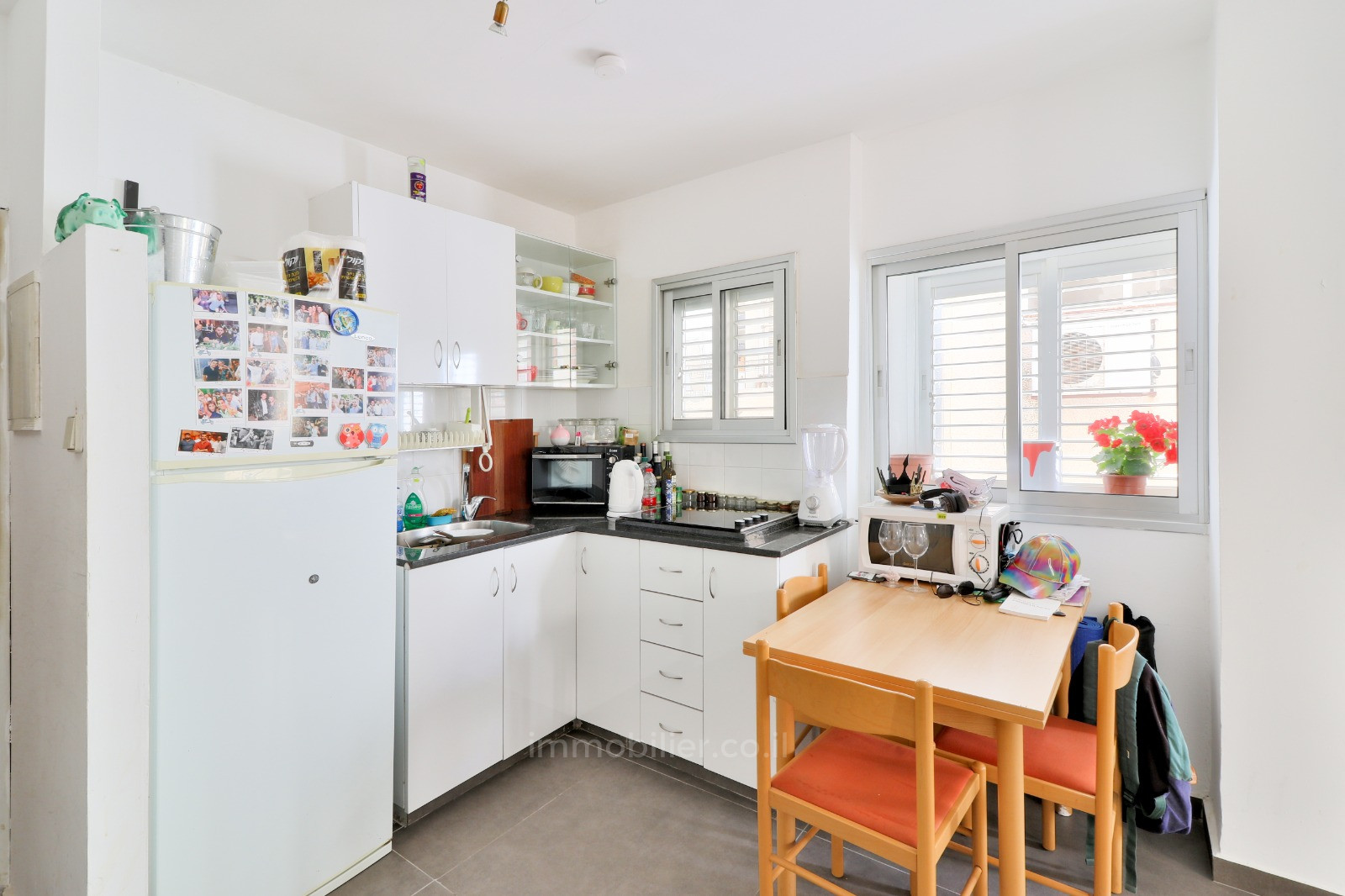 Apartamento 2 cômodos Tel Aviv Primeira linha de mar 804-IBL-28