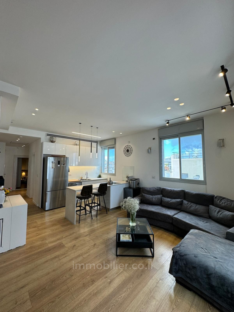 Apartamento 3 cômodos Tel Aviv Centro da cidade 804-IBL-31