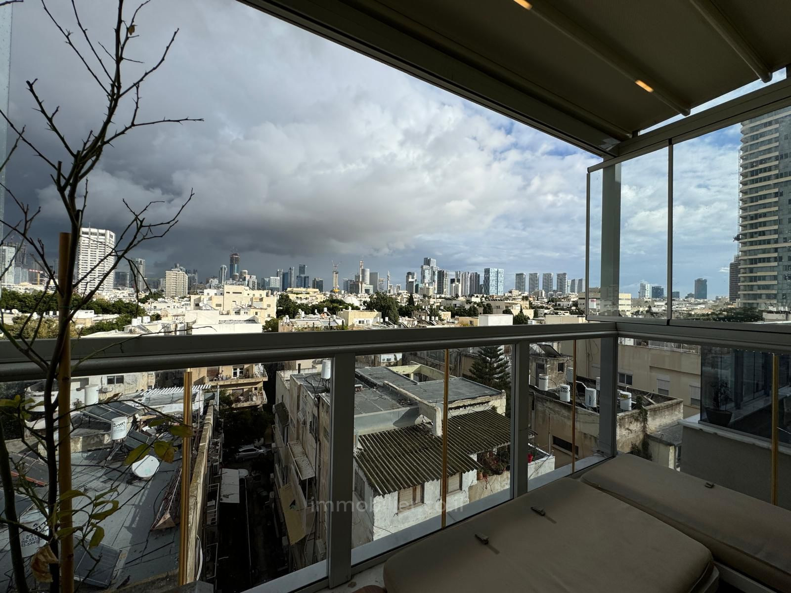 Apartamento 3 cômodos Tel Aviv Centro da cidade 804-IBL-31