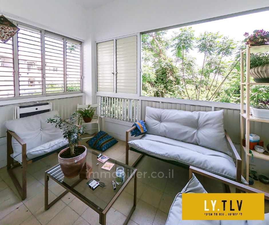 Apartamento 2 cômodos Tel Aviv Primeira linha de mar 804-IBL-44