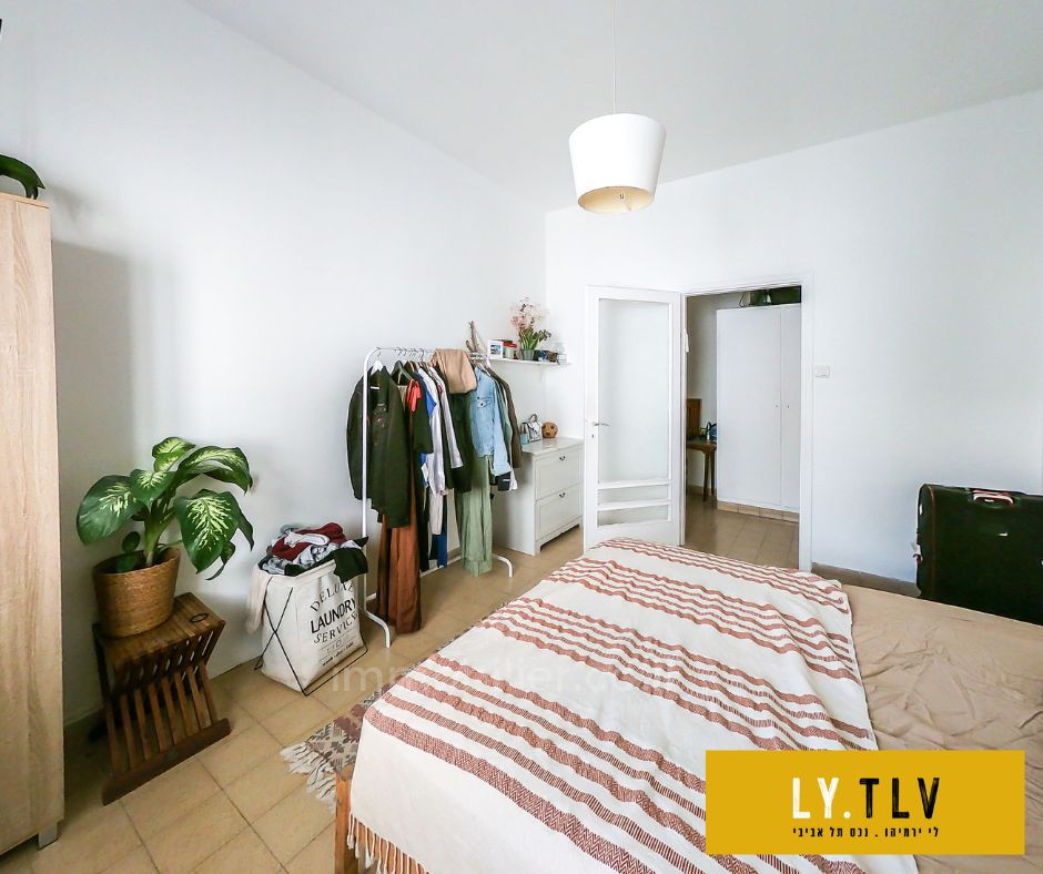 Apartamento 2 cômodos Tel Aviv Primeira linha de mar 804-IBL-44