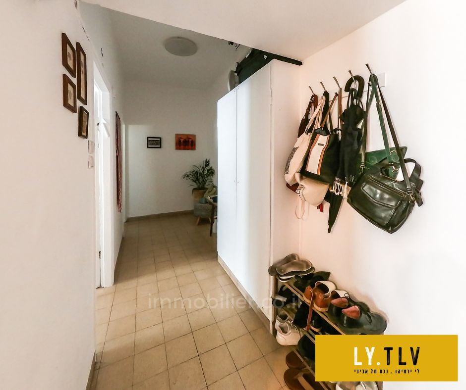 Apartamento 2 cômodos Tel Aviv Primeira linha de mar 804-IBL-44