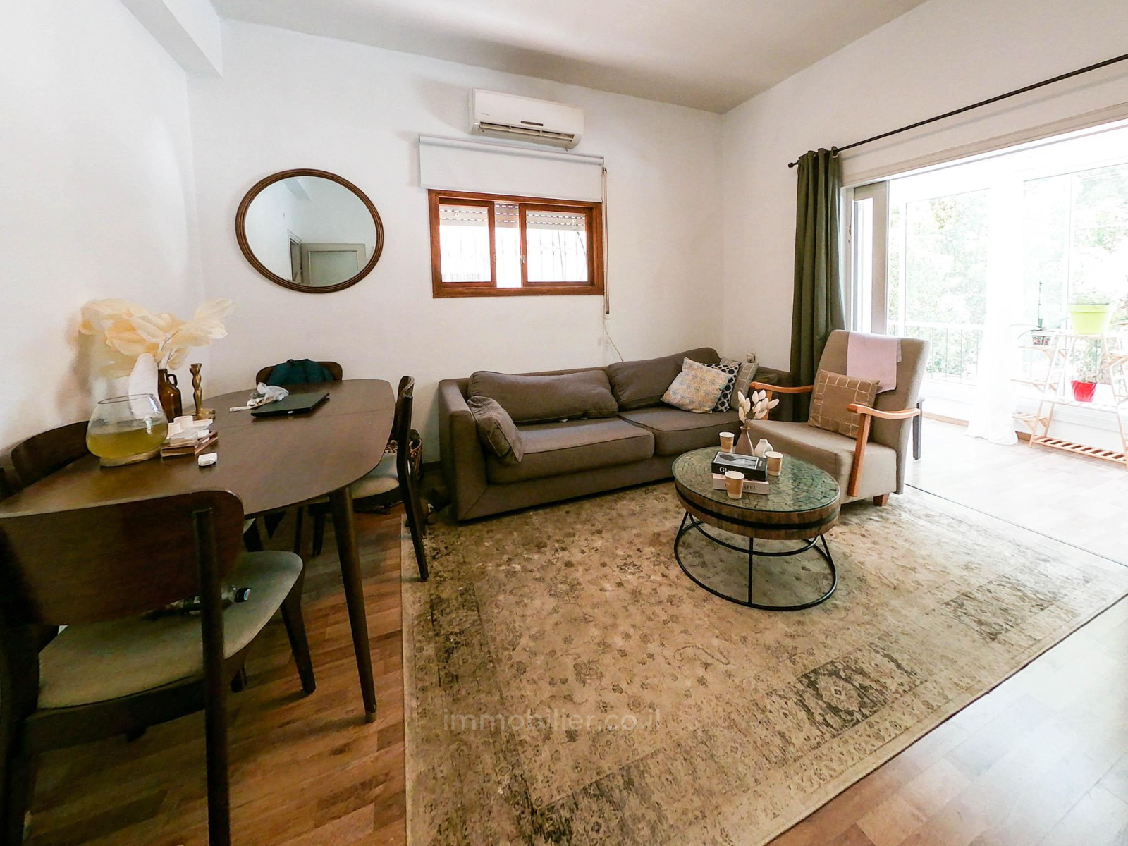 Apartamento 2 cômodos Tel Aviv Bazel 804-IBL-47