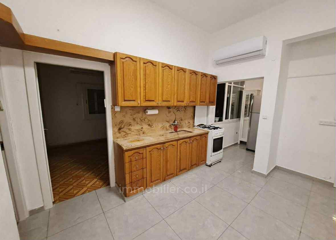 Apartamento 3 cômodos Tel Aviv Centro da cidade 804-IBL-49
