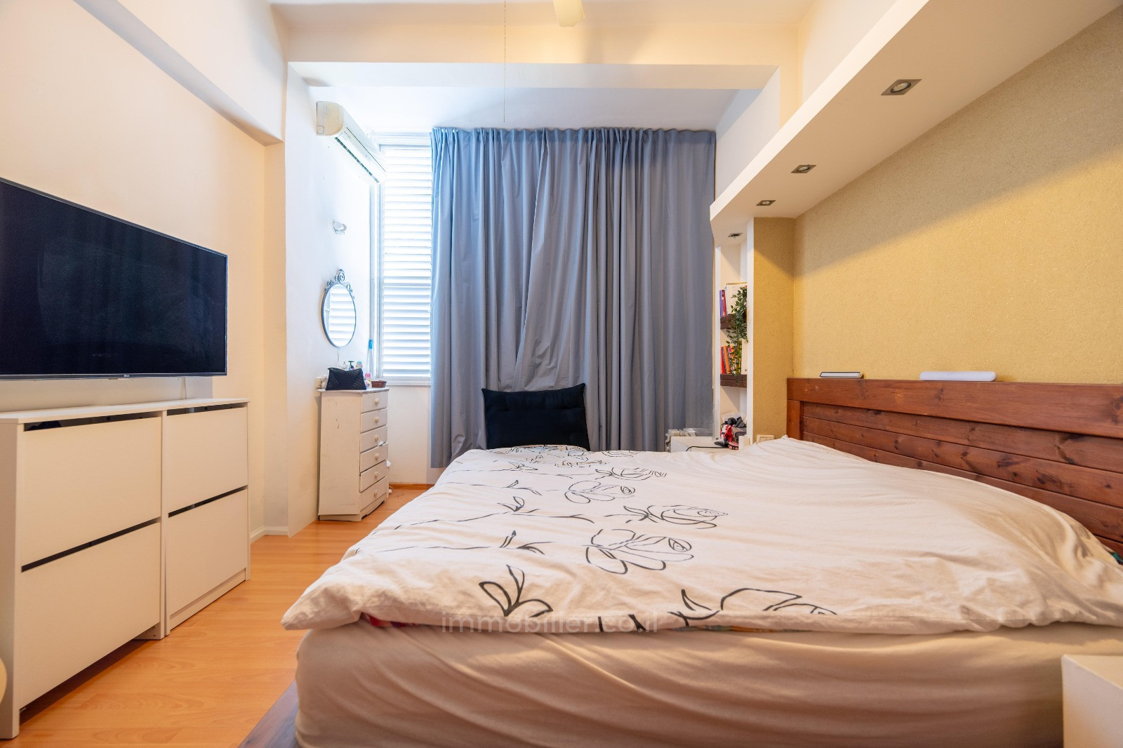 Apartamento 3 cômodos Tel Aviv Lev Tel-Aviv 804-IBL-55
