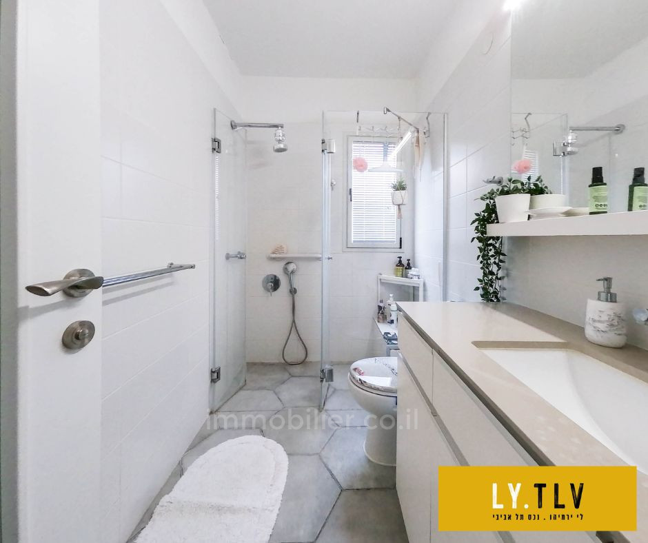 Duplex 3 cômodos Tel Aviv Centro da cidade 804-IBL-63