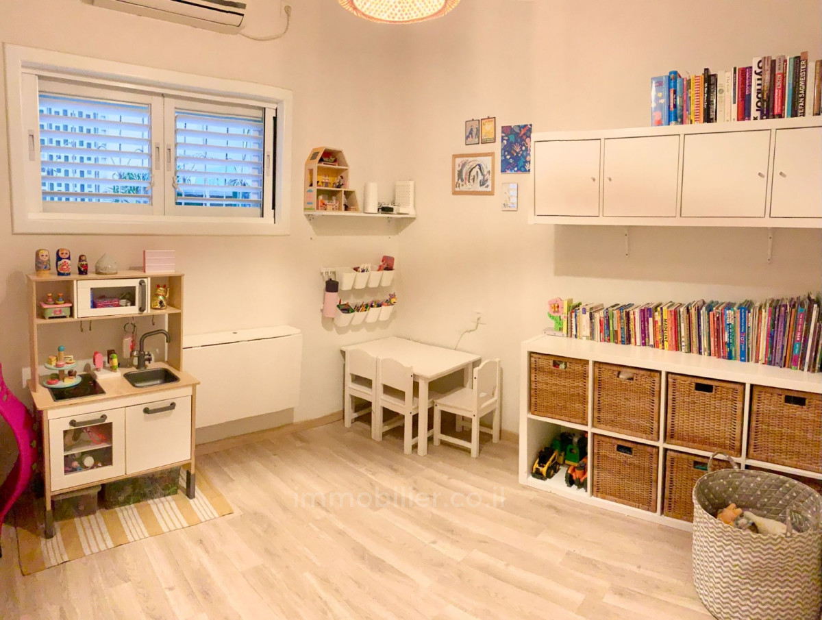 Apartamento 4 cômodos Tel Aviv Centro da cidade 804-IBL-65