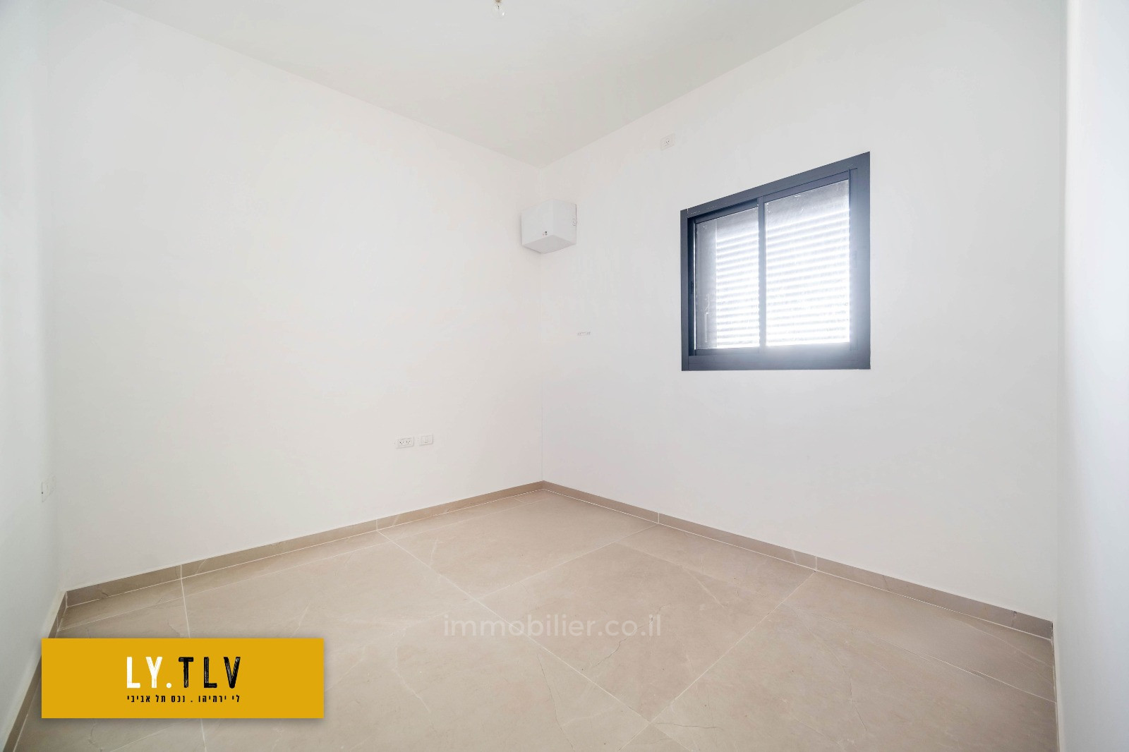 Apartamento 3 cômodos Tel Aviv tel aviv north 804-IBL-69