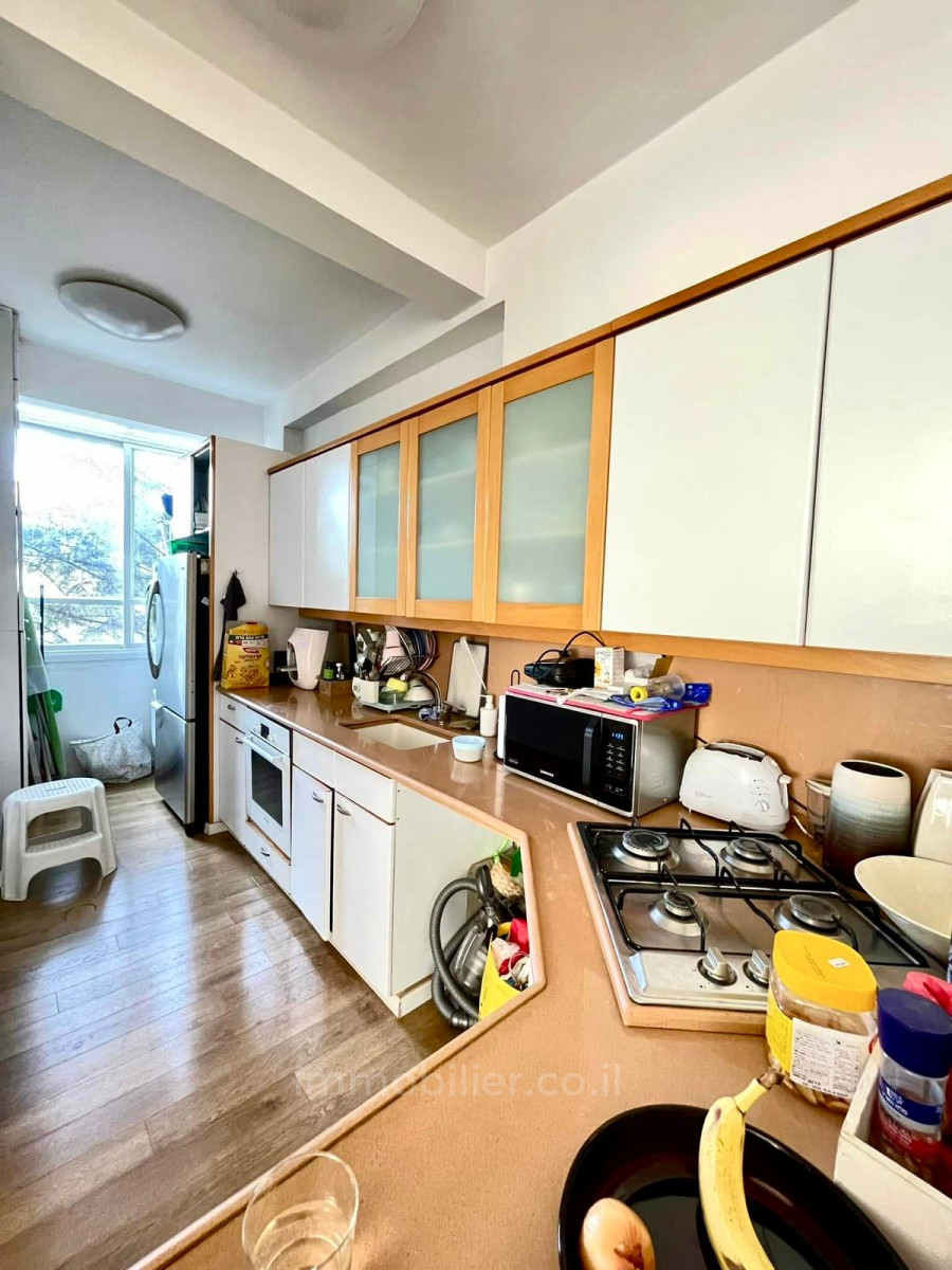 Apartamento 2.5 cômodos Tel Aviv Lev Tel-Aviv 804-IBL-74