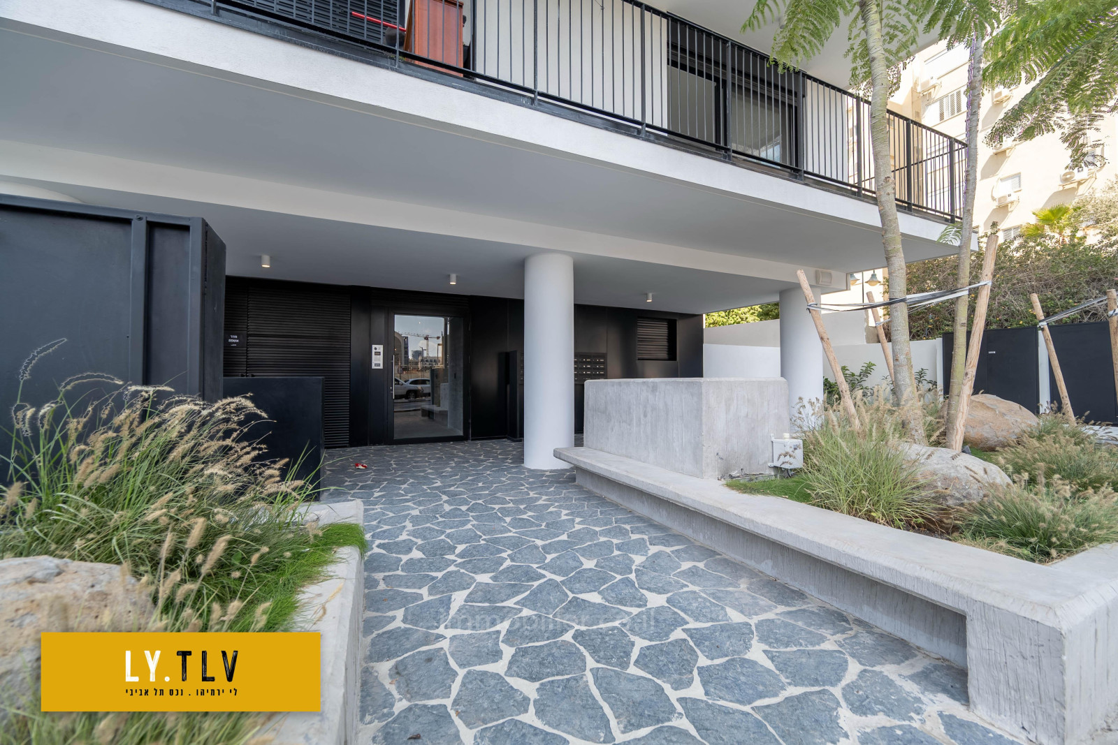 Apartamento 2 cômodos Tel Aviv Hatsafon hayachan 804-IBL-77