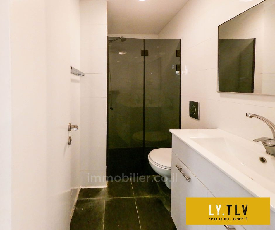 Apartamento 1 cômodos Tel Aviv Lev Tel-Aviv 804-IBL-86