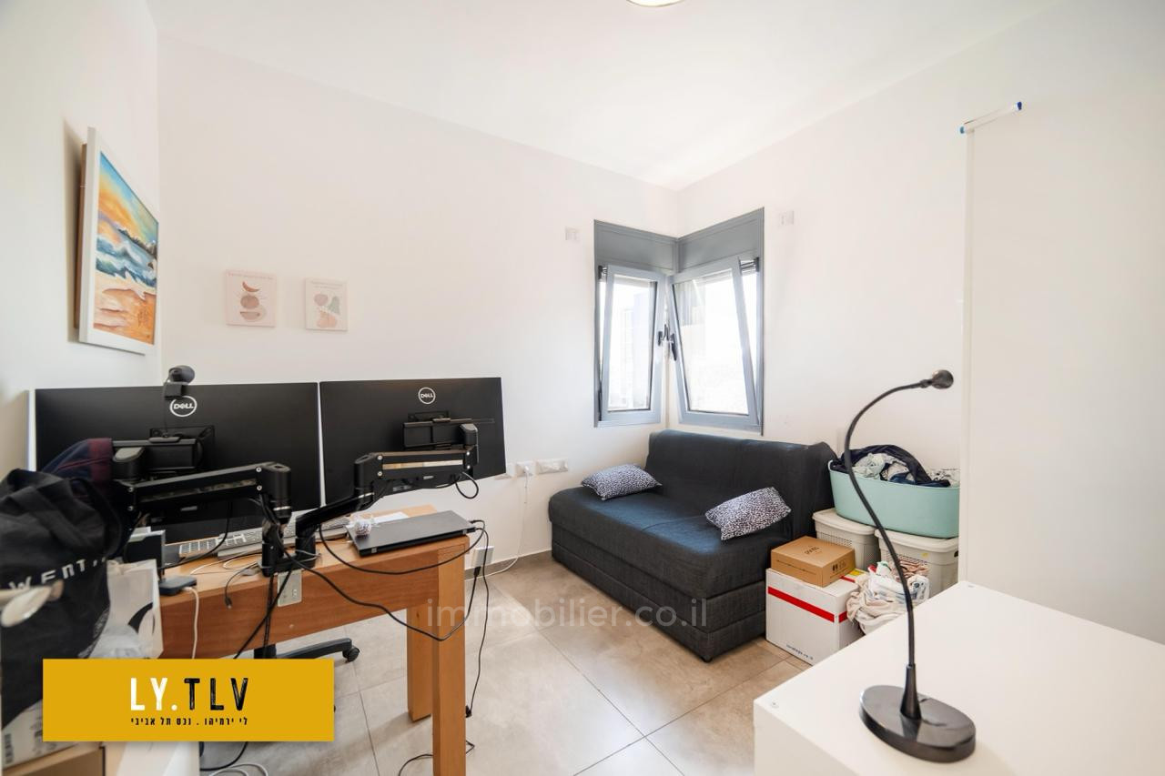 Apartamento 4 cômodos Tel Aviv Montifiory 804-IBL-87