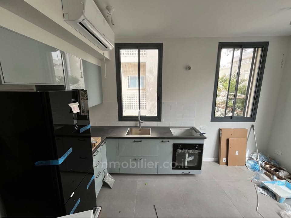 Duplex 3 cômodos Tel Aviv Primeira linha de mar 804-IBL-8