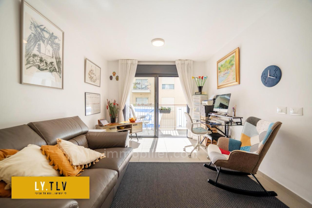 Apartamento 3 cômodos Tel Aviv Levinsky 804-IBL-93