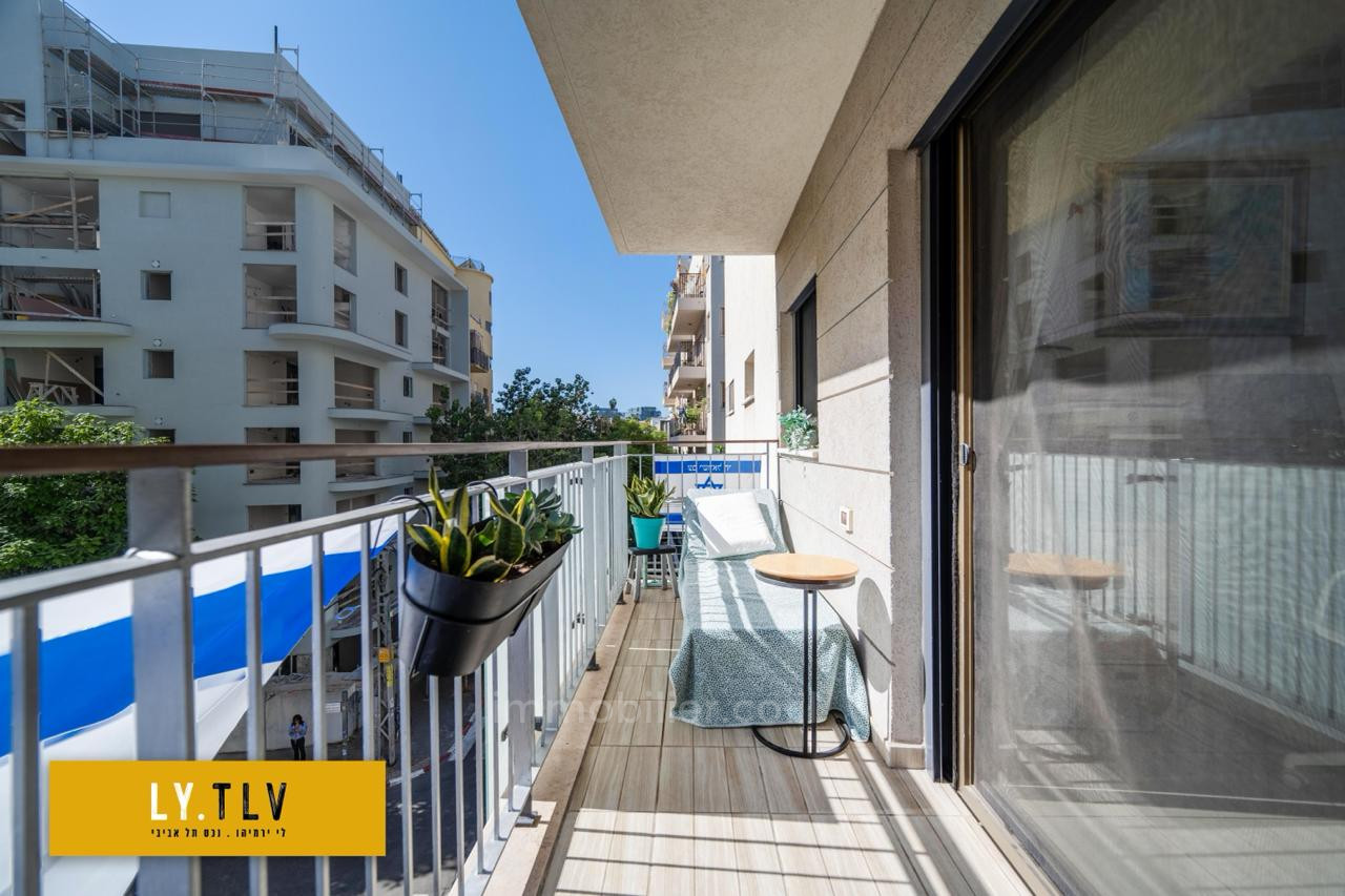 Apartamento 3 cômodos Tel Aviv Levinsky 804-IBL-93