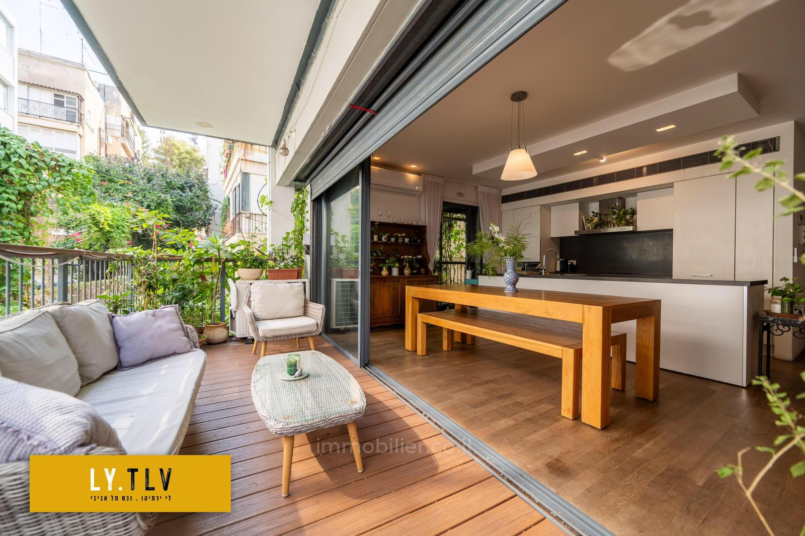 Apartamento 3 cômodos Tel Aviv Lev Tel-Aviv 804-IBL-95