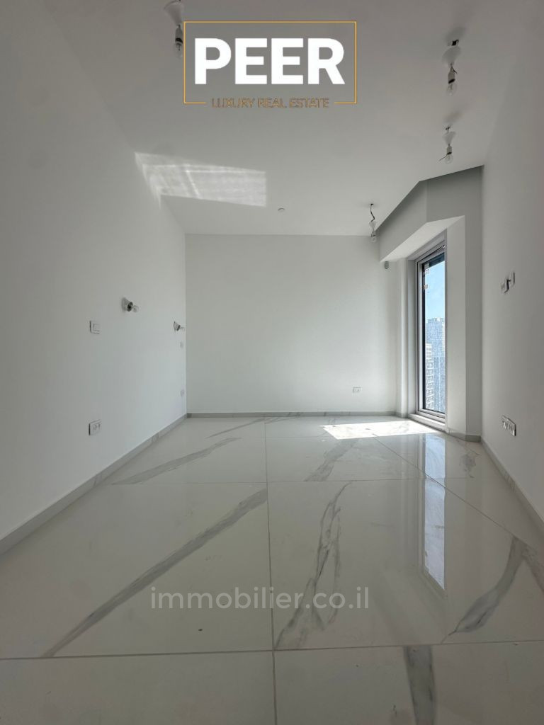 Cobertura 4 cômodos Tel Aviv Bavli 806-IBL-13