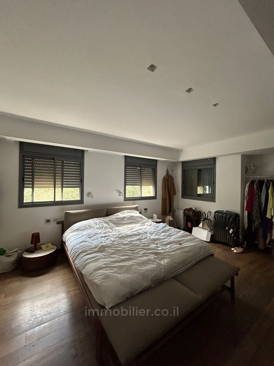 Casarão 5 cômodos Herzliya Neve Amal 806-IBL-5