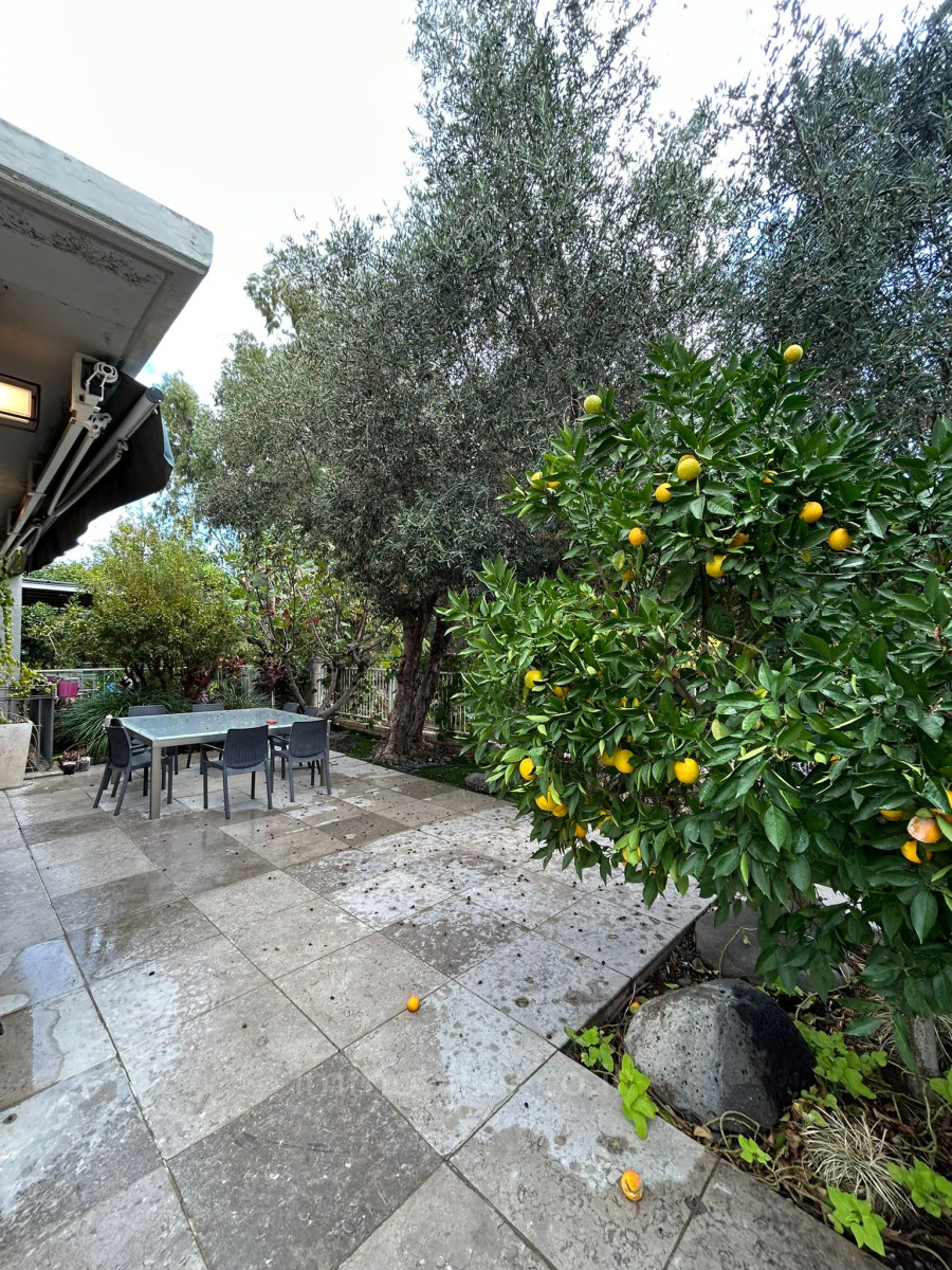 Casarão 5 cômodos Herzliya Neve Amal 806-IBL-5