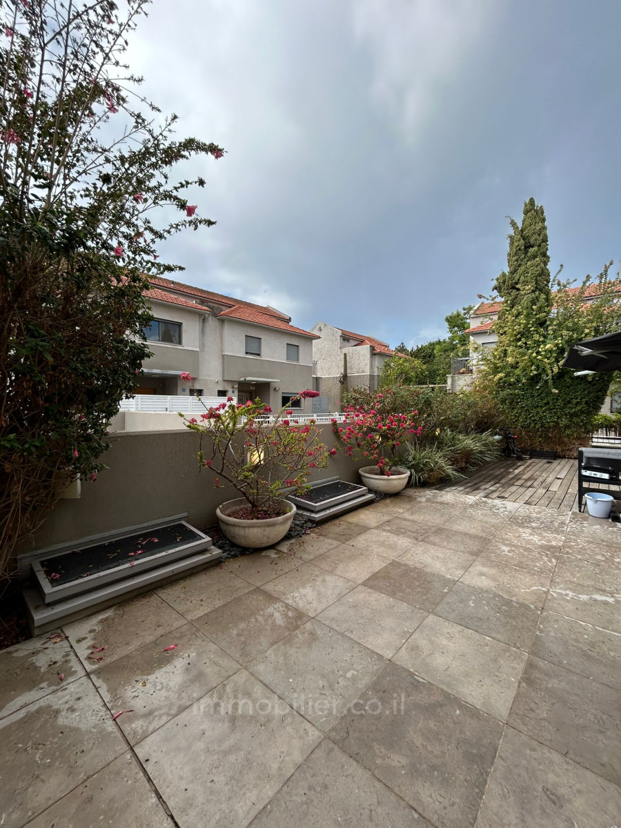 Casarão 5 cômodos Herzliya Neve Amal 806-IBL-5