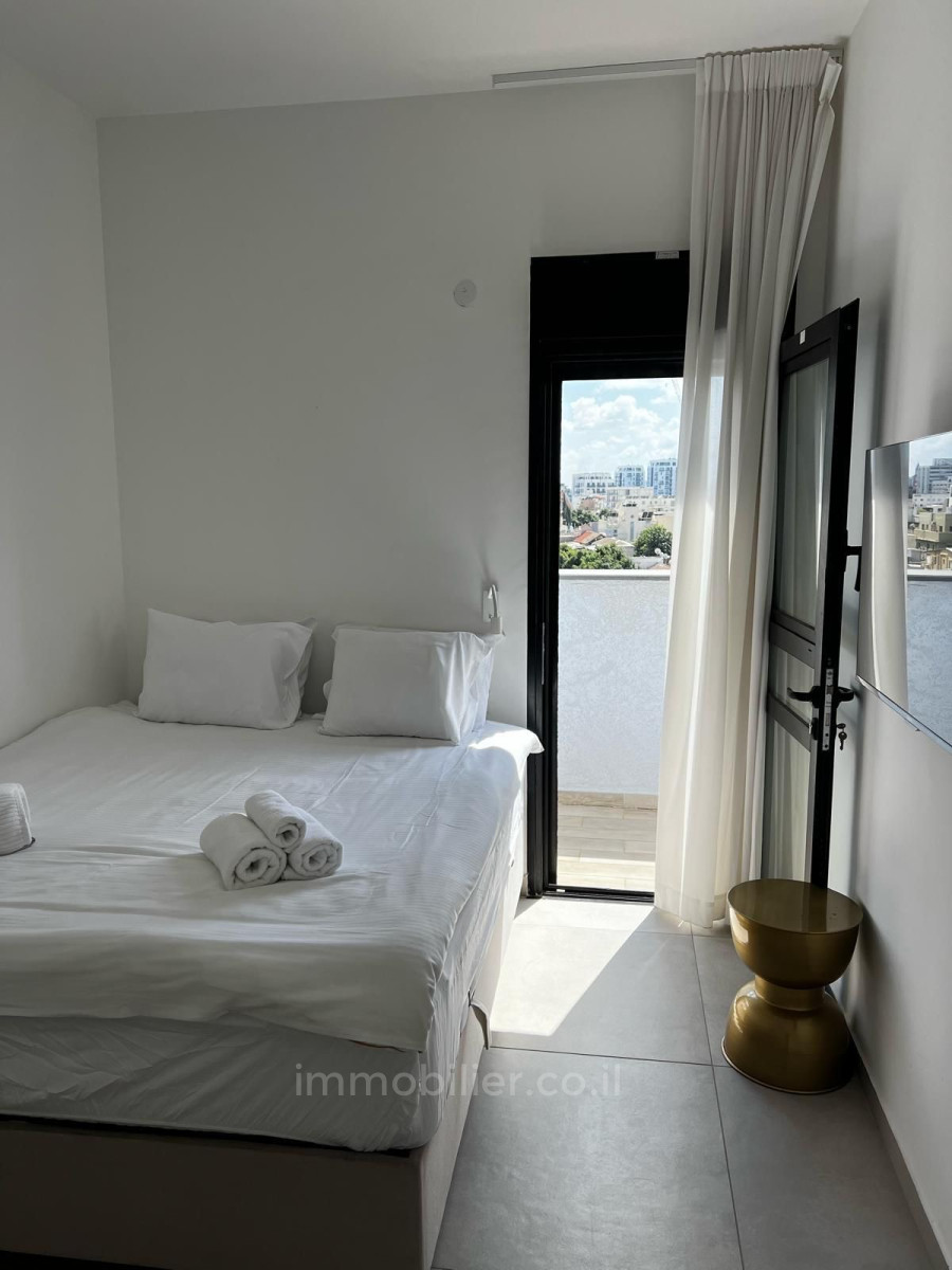 Cobertura 5 cômodos Tel Aviv Levontin 806-IBL-9