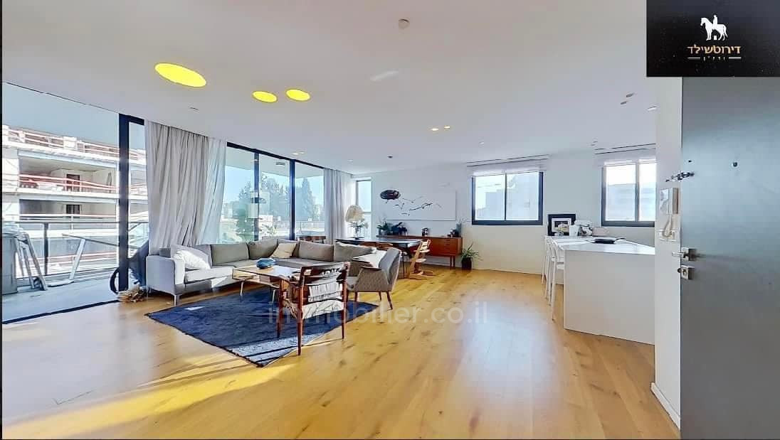 Minicobertura 4 cômodos Tel Aviv Hatsafon hayachan 813-IBL-1