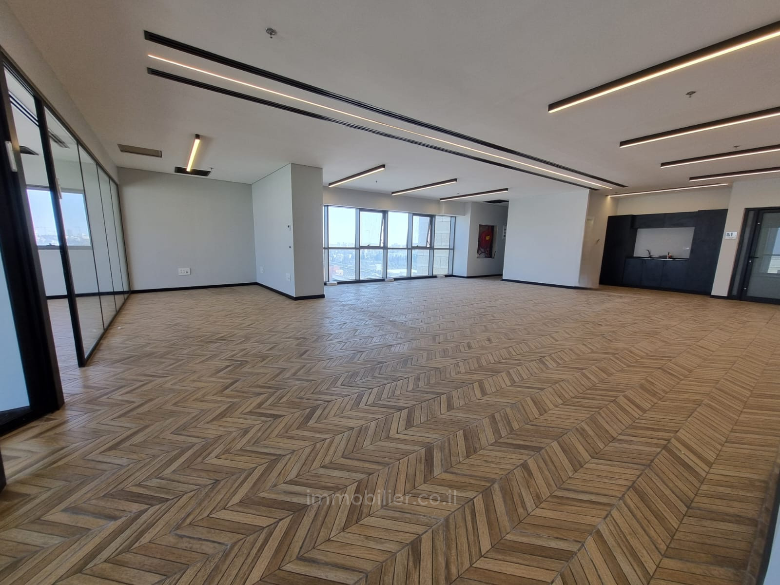 Escritórios 3 cômodos Jerusalém Givat Shaoul 814-IBL-12