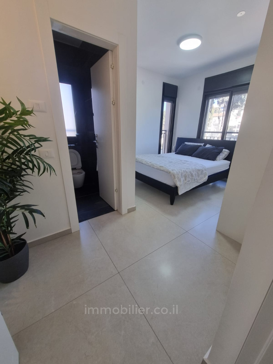 Apartamento 4 cômodos Jerusalém Makor Haim 814-IBL-3