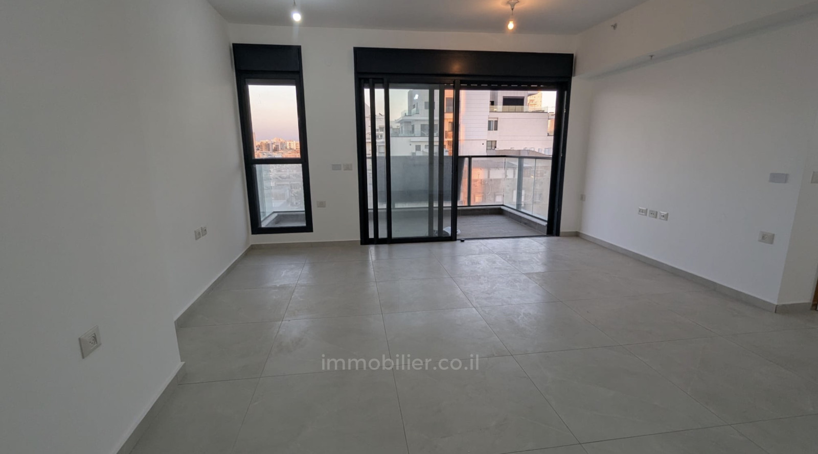 Apartamento 5 cômodos Bat yam Bat yam 817-IBL-8
