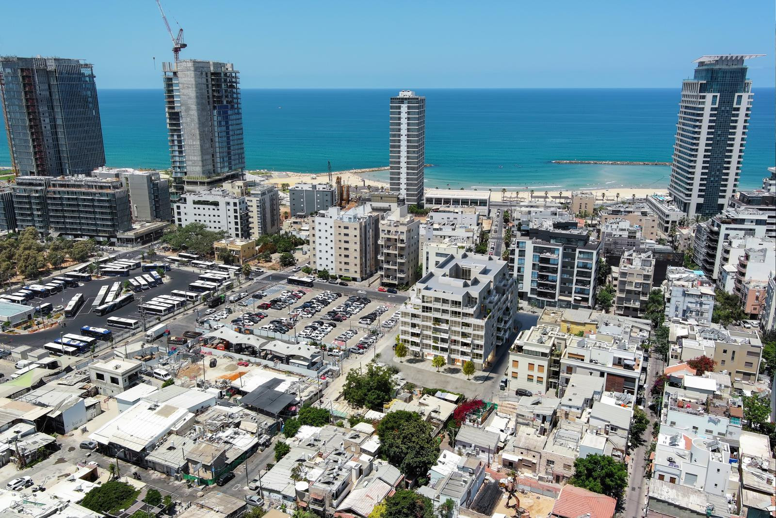Apartamento 4 cômodos Tel Aviv Lev Tel-Aviv 828-IBL-110