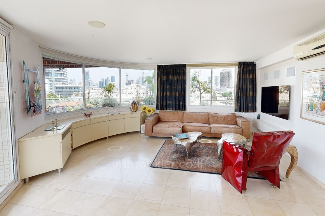 Apartamento 4 cômodos Tel Aviv Lev Tel-Aviv 828-IBL-116
