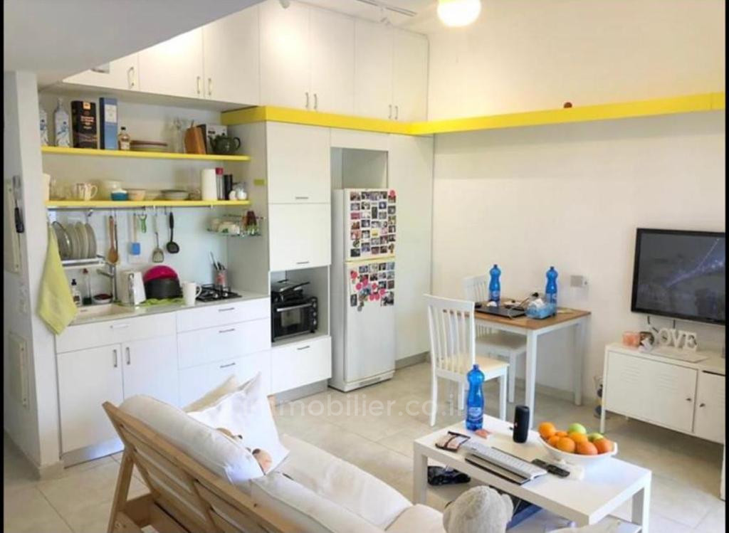 Apartamento 3 cômodos Tel Aviv Lev Tel-Aviv 828-IBL-11
