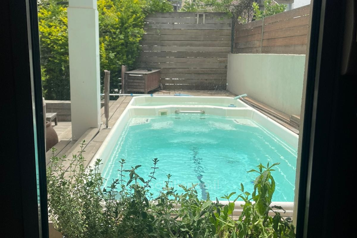 Casarão 8 cômodos Tel Aviv Yad Eliyahou 828-IBL-127