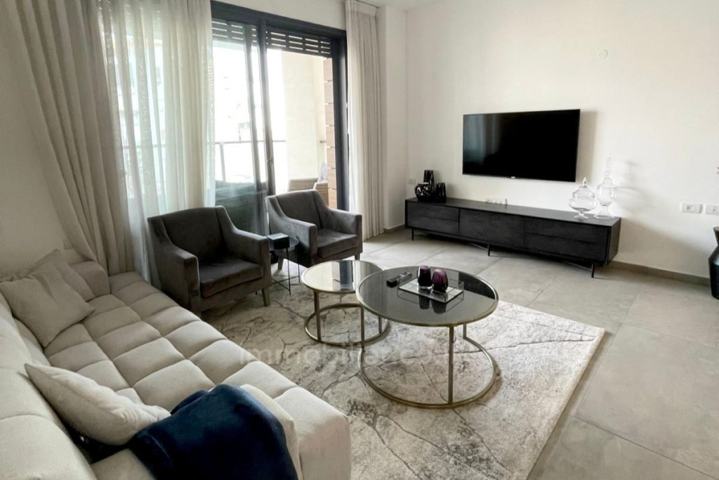 Apartamento 3 cômodos Tel Aviv Lev Tel-Aviv 828-IBL-132