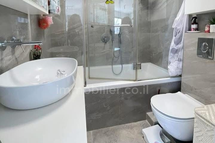 Apartamento 2 cômodos Tel Aviv Florentine 828-IBL-135