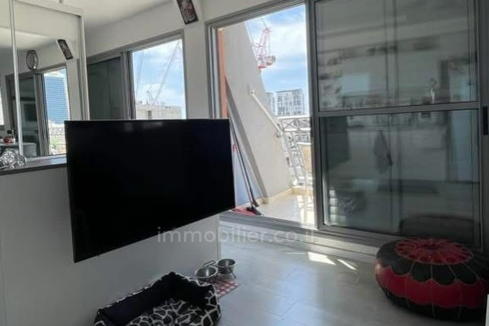Apartamento 2 cômodos Tel Aviv Florentine 828-IBL-135