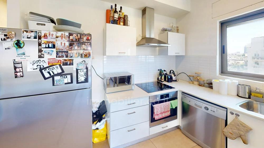 Apartamento 4 cômodos Tel Aviv Lev Tel-Aviv 828-IBL-136