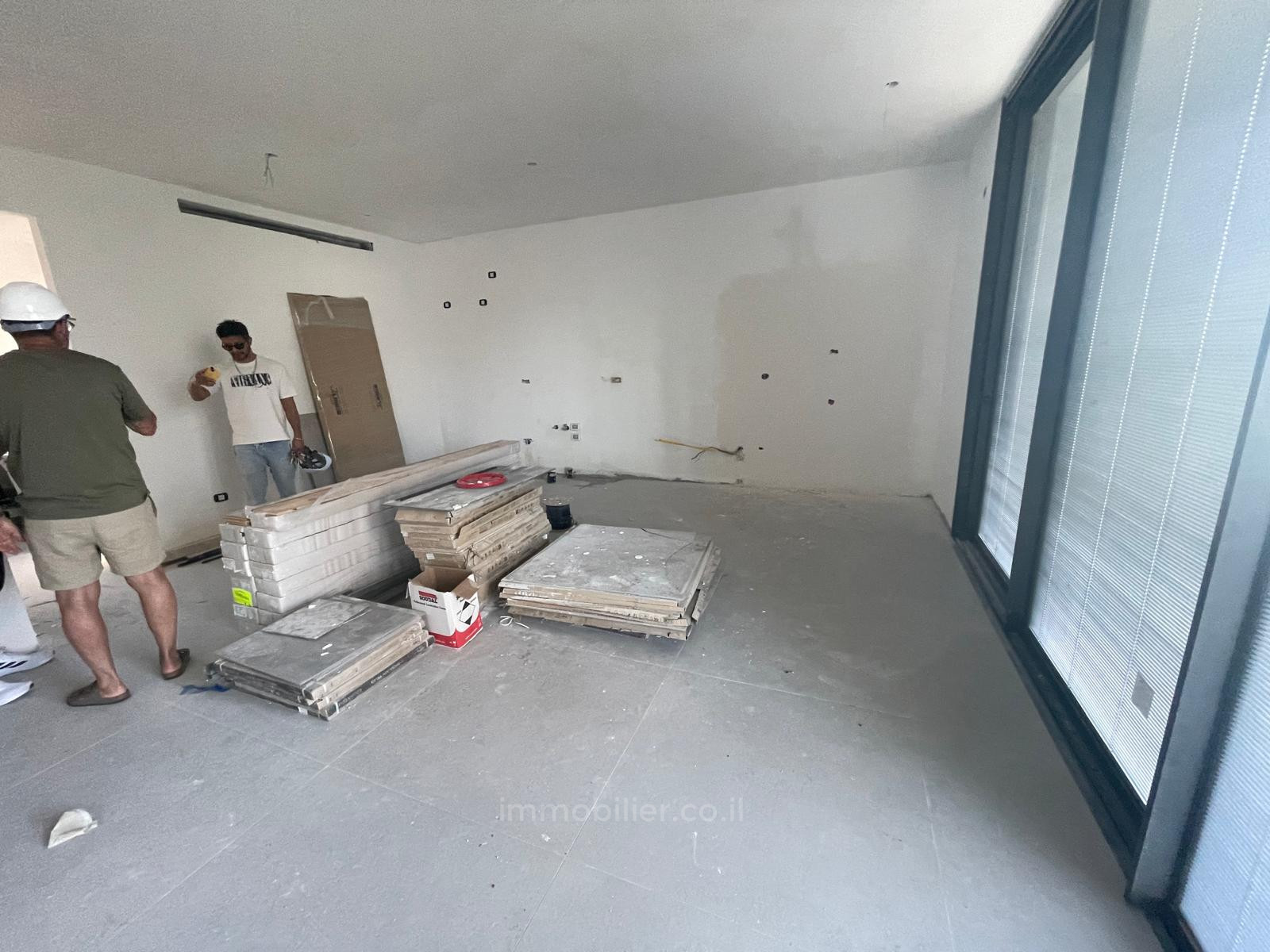 Apartamento 3 cômodos Tel Aviv Kikar Hamedina 828-IBL-137