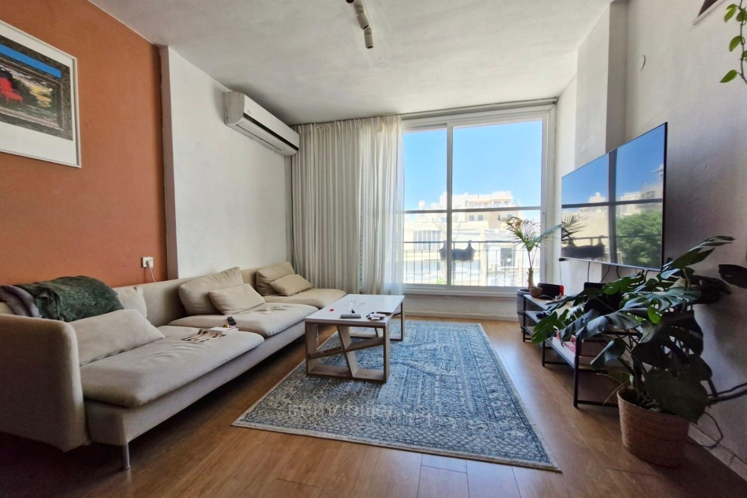 Apartamento 3 cômodos Tel Aviv Lev Tel-Aviv 828-IBL-149