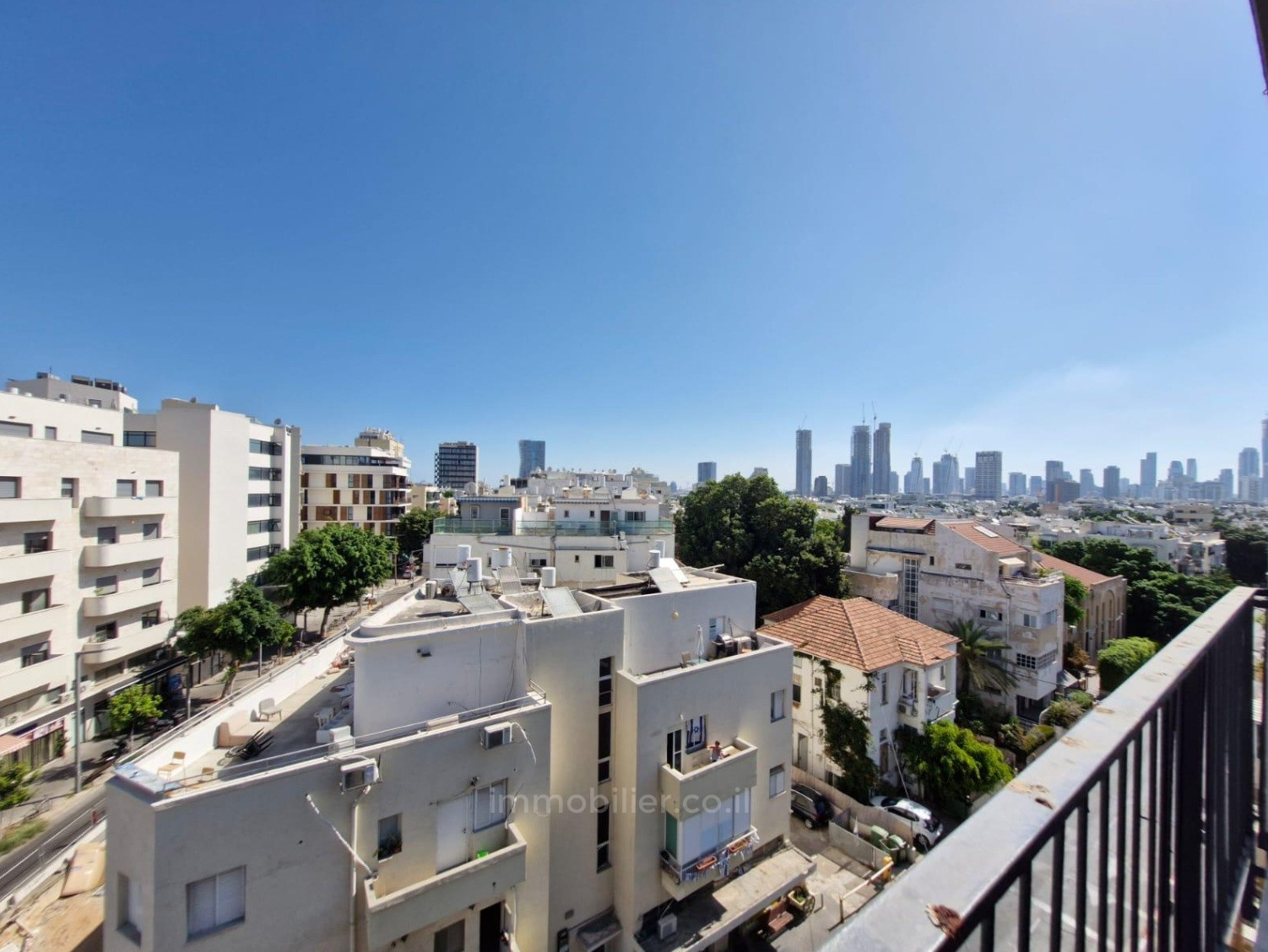 Apartamento 3 cômodos Tel Aviv Lev Tel-Aviv 828-IBL-150